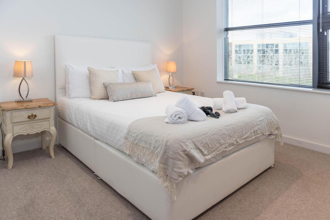 City Stay Apartments - Centro Милтон-Кейнс Экстерьер фото