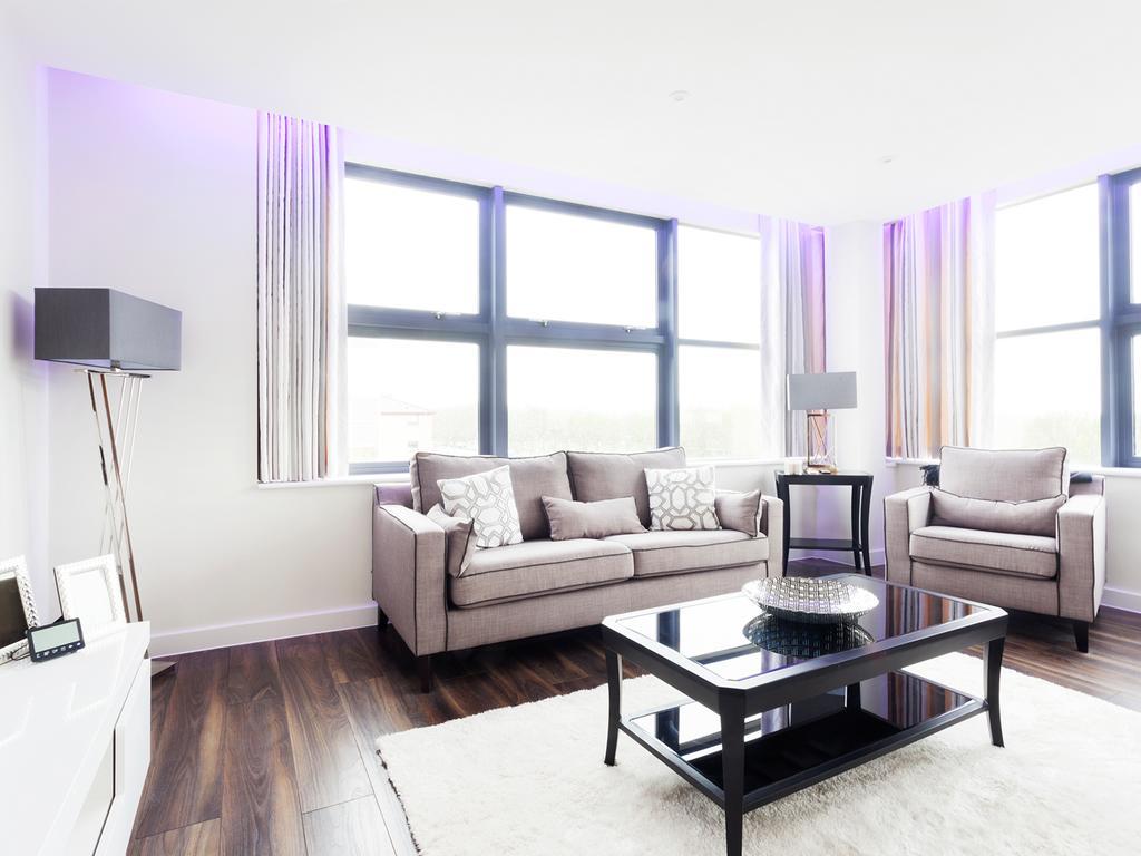 City Stay Apartments - Centro Милтон-Кейнс Экстерьер фото