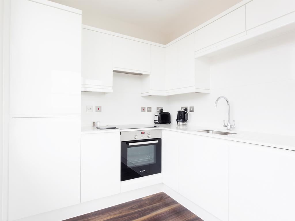 City Stay Apartments - Centro Милтон-Кейнс Экстерьер фото